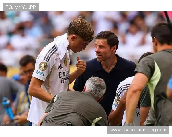 皇马西超杯失利，阿隆索战术改革遇阻